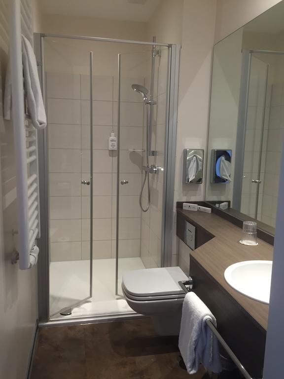 Hotel Restaurant Conni Wolfsburg Zewnętrze zdjęcie