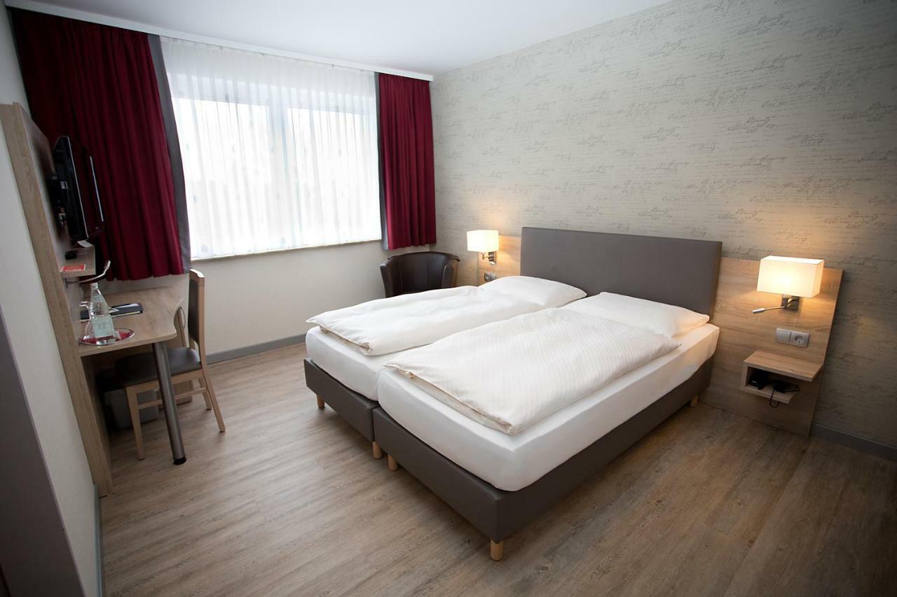 Hotel Restaurant Conni Wolfsburg Zewnętrze zdjęcie
