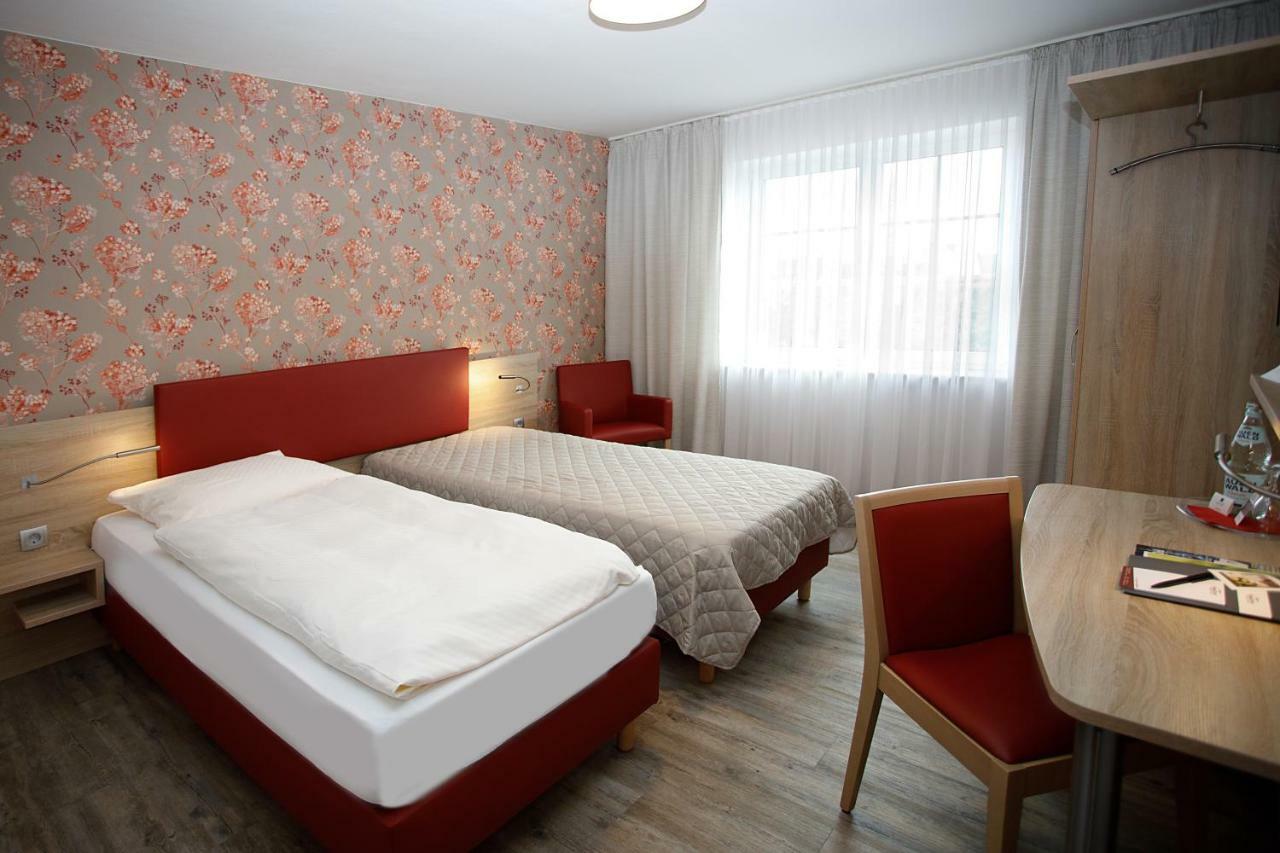 Hotel Restaurant Conni Wolfsburg Zewnętrze zdjęcie