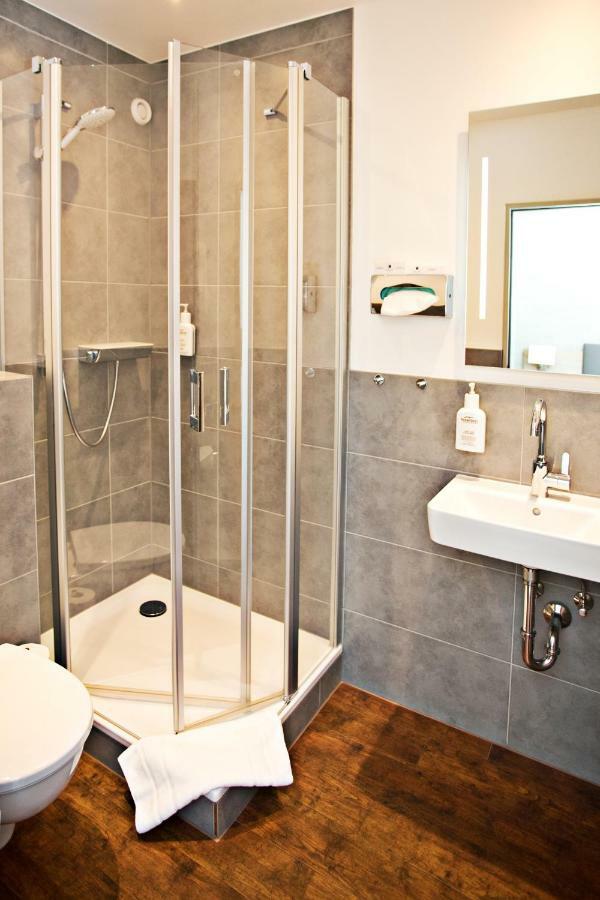 Hotel Restaurant Conni Wolfsburg Zewnętrze zdjęcie